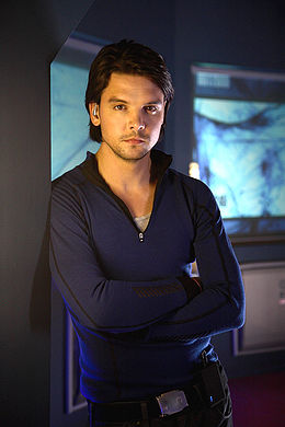 Connor Temple Staffel 4 1.jpg